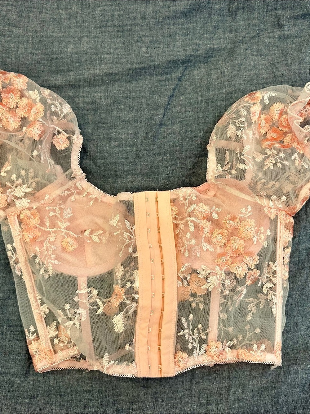 ROMWE Floral Embroidered Top - Picture 2 of 5
